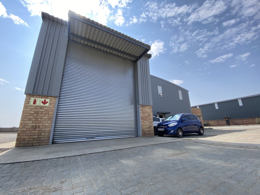 To Let commercial Property for Rent in Knoppieslaagte Gauteng