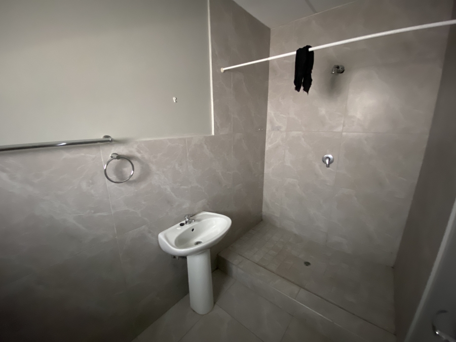 To Let commercial Property for Rent in Knoppieslaagte Gauteng