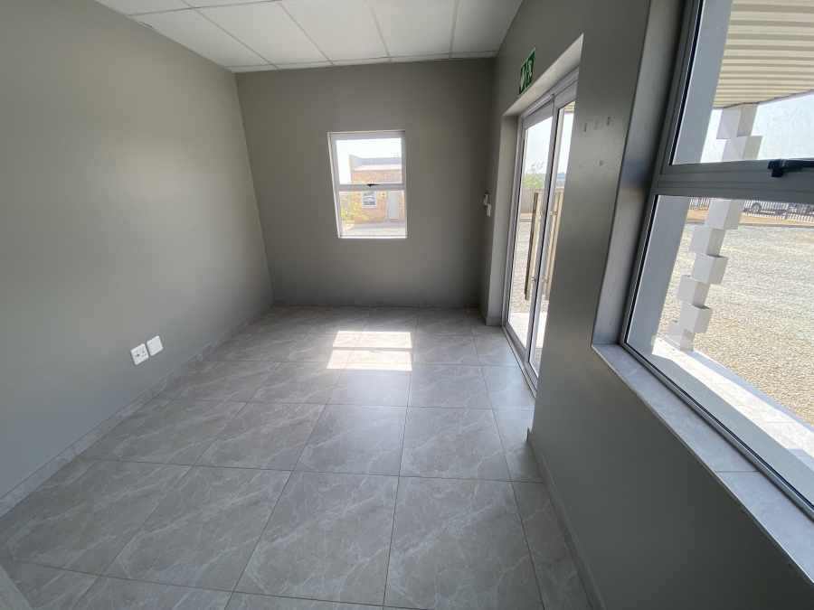 To Let commercial Property for Rent in Knoppieslaagte Gauteng