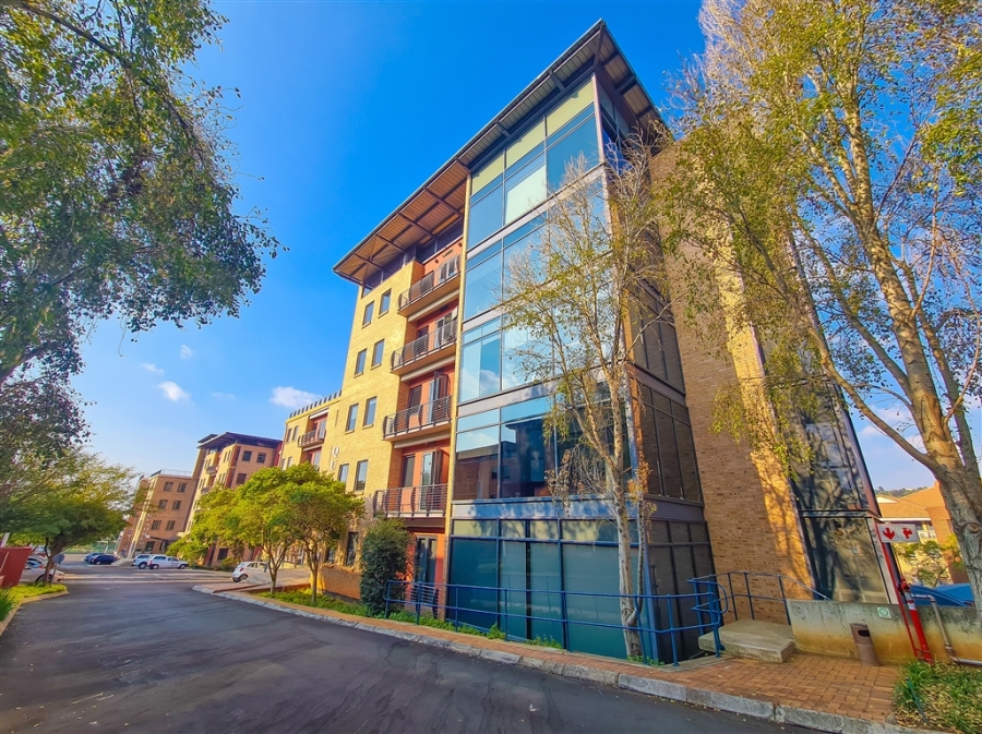 To Let commercial Property for Rent in Constantia Kloof Gauteng