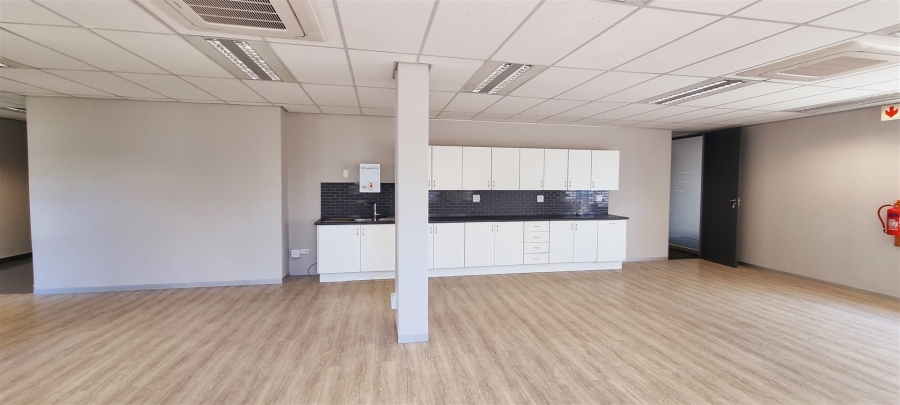 To Let commercial Property for Rent in Woodmead Gauteng