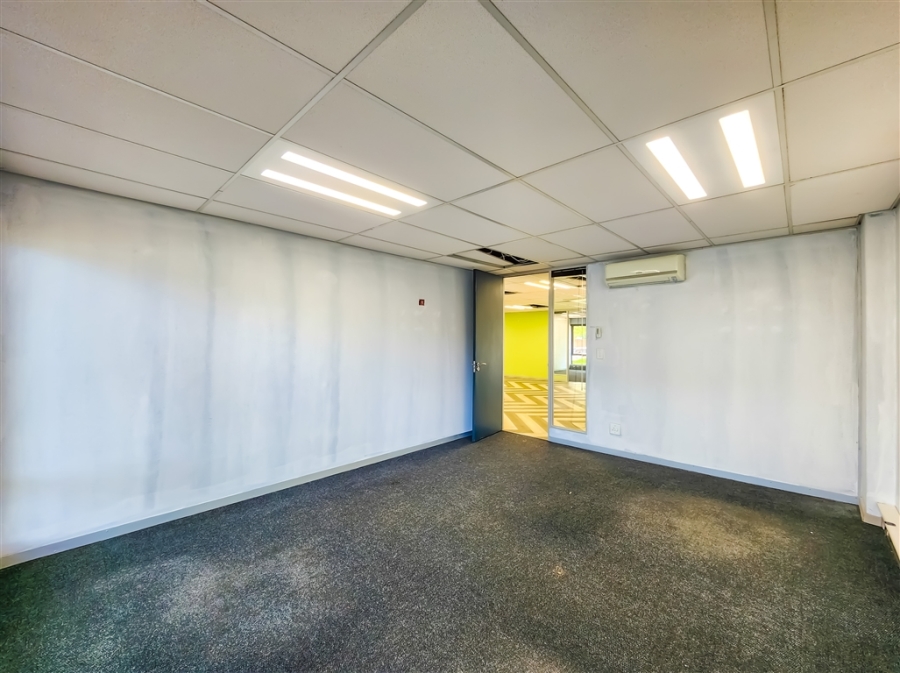 To Let commercial Property for Rent in Fourways Gauteng