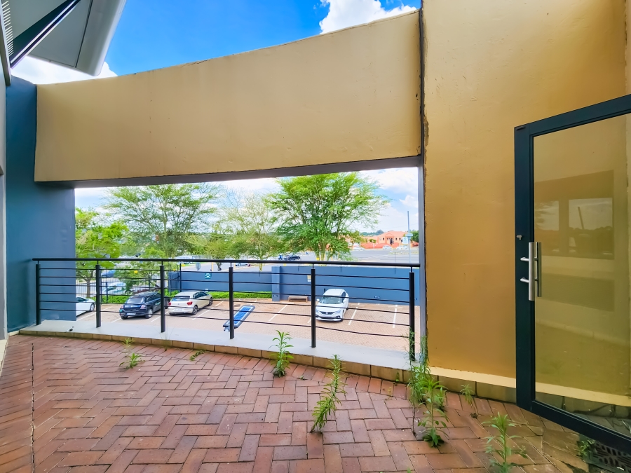 To Let commercial Property for Rent in Strubensvallei Gauteng
