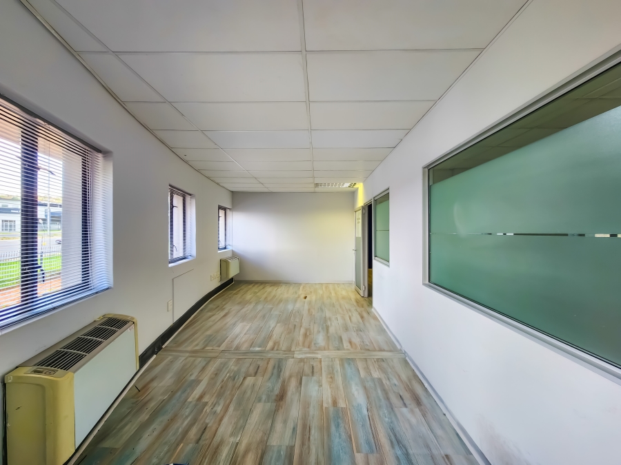 To Let commercial Property for Rent in Strubensvallei Gauteng