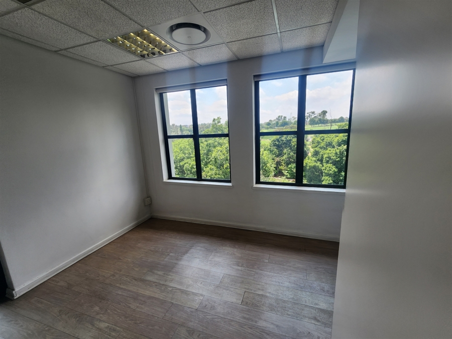 To Let commercial Property for Rent in Barlow Park Gauteng