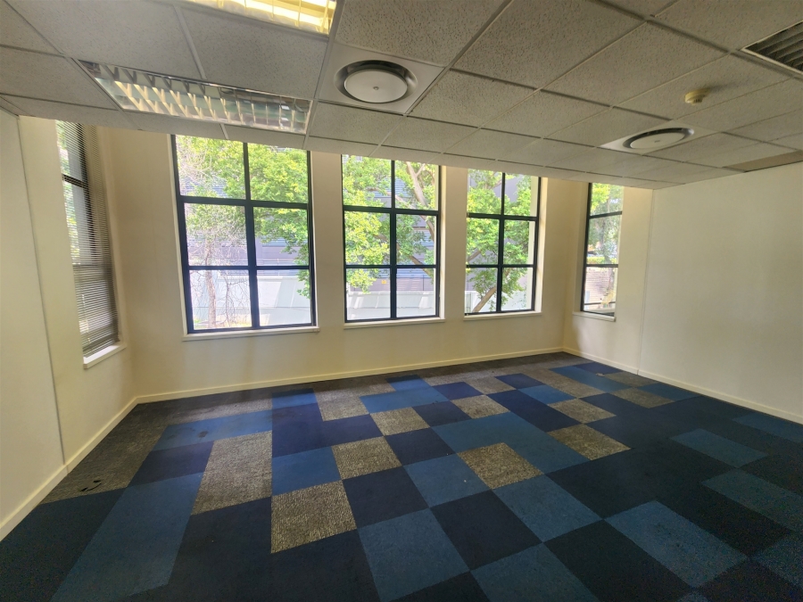 To Let commercial Property for Rent in Barlow Park Gauteng