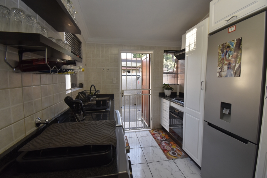 2 Bedroom Property for Sale in Weltevreden Park Gauteng
