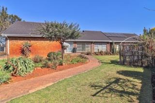 3 Bedroom Property for Sale in Petersfield Gauteng