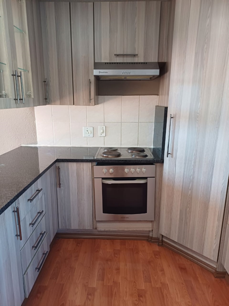 3 Bedroom Property for Sale in Vorna Valley Gauteng