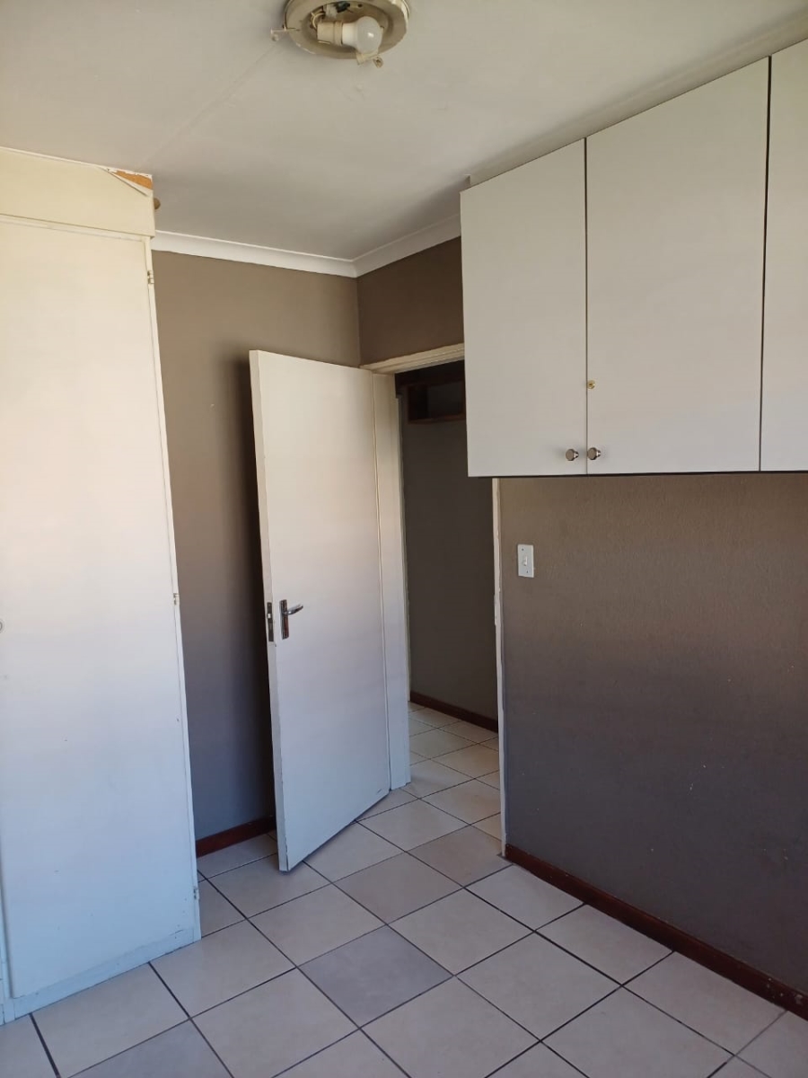 3 Bedroom Property for Sale in Vorna Valley Gauteng