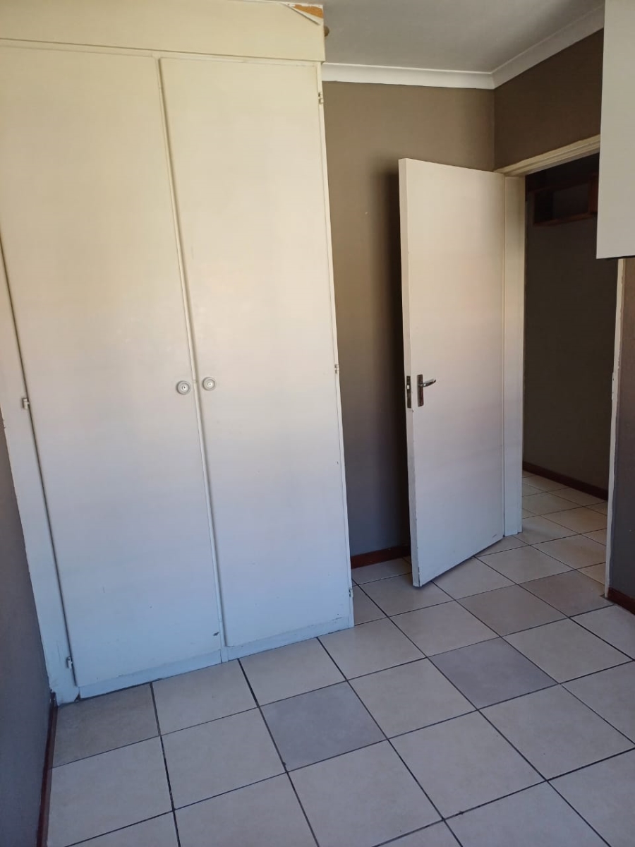 3 Bedroom Property for Sale in Vorna Valley Gauteng