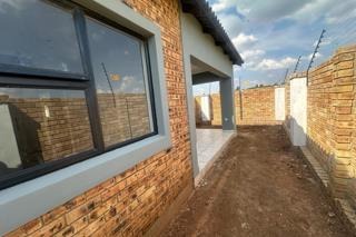 2 Bedroom Property for Sale in Brackendowns Gauteng