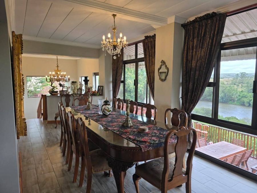 5 Bedroom Property for Sale in Vaaloewer Gauteng