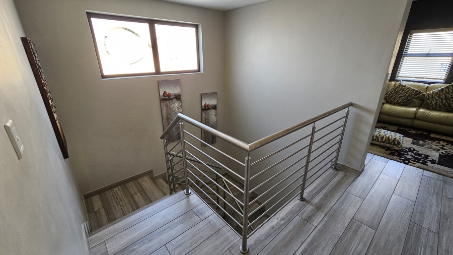 4 Bedroom Property for Sale in Country View Estate Gauteng