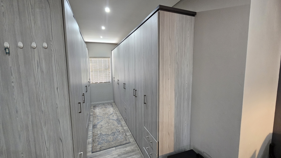 4 Bedroom Property for Sale in Country View Estate Gauteng