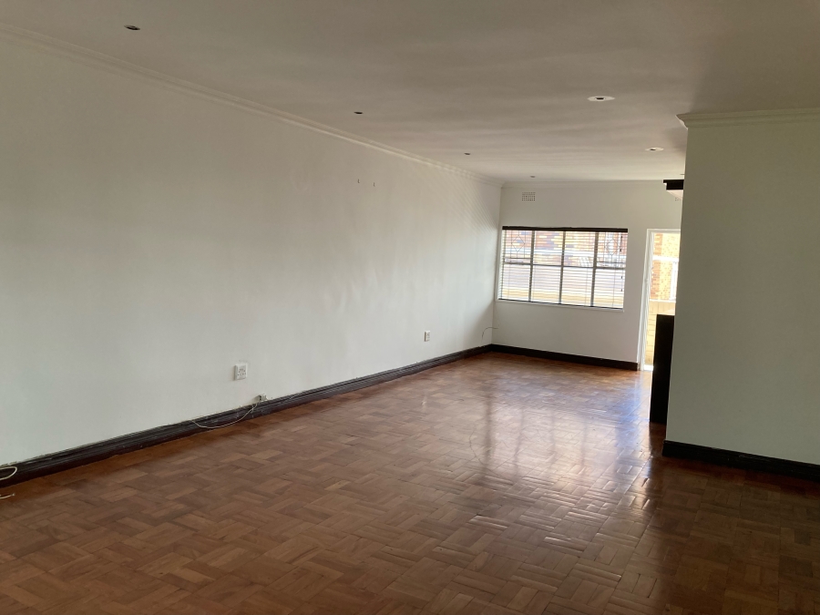 3 Bedroom Property for Sale in Illovo Gauteng