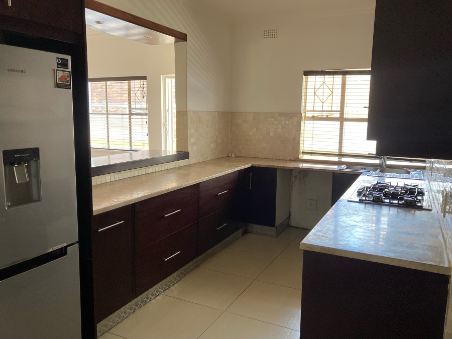 3 Bedroom Property for Sale in Illovo Gauteng