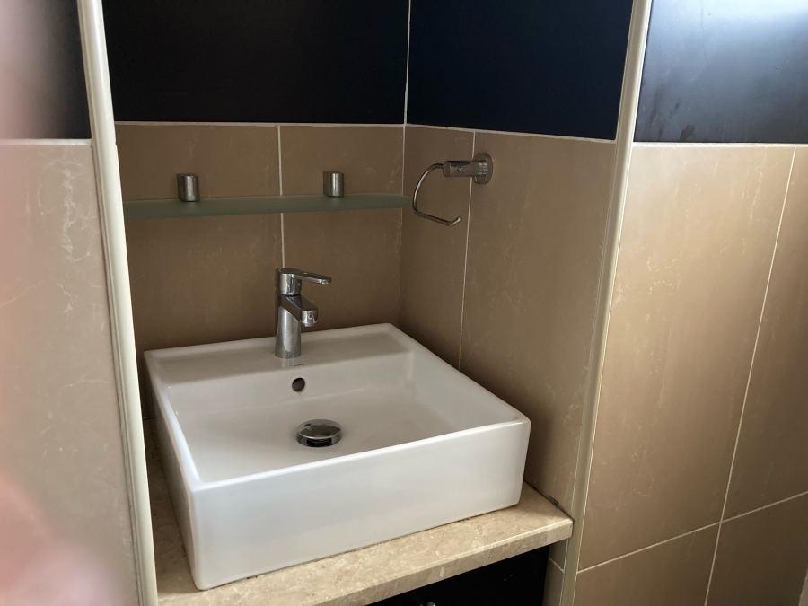 3 Bedroom Property for Sale in Illovo Gauteng