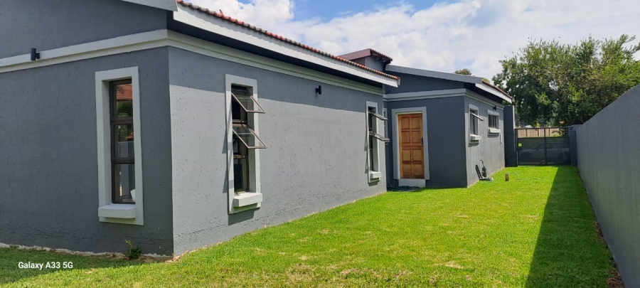 3 Bedroom Property for Sale in Helderwyk Gauteng