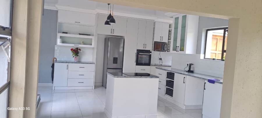 3 Bedroom Property for Sale in Helderwyk Gauteng