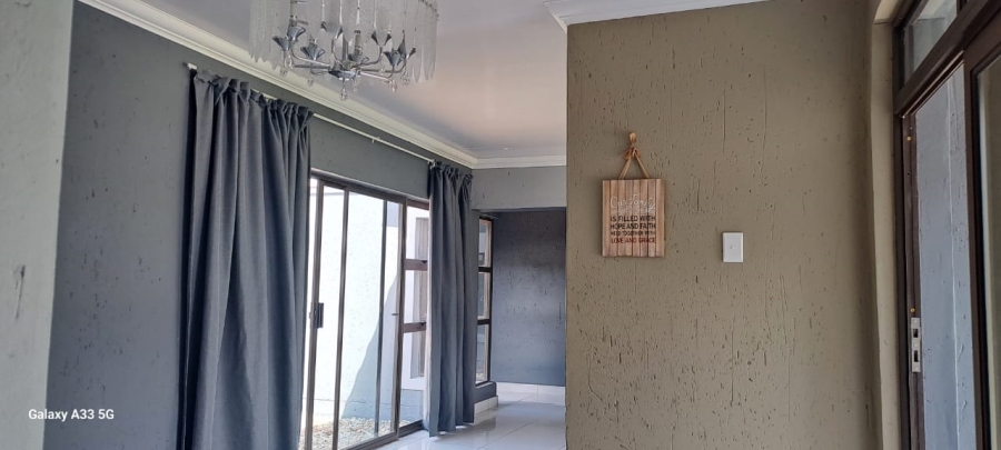 3 Bedroom Property for Sale in Helderwyk Gauteng