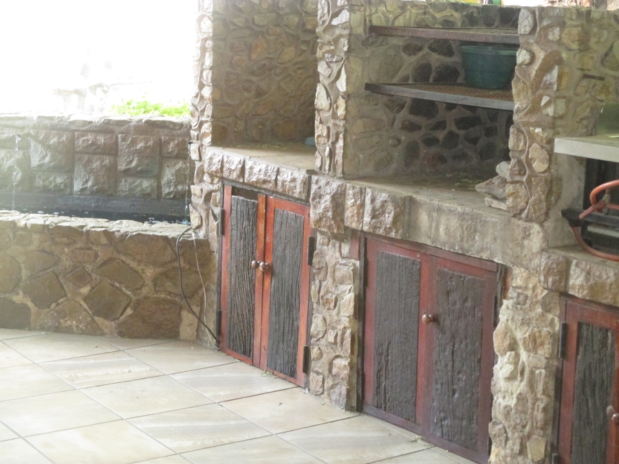 4 Bedroom Property for Sale in Kilner Park Gauteng