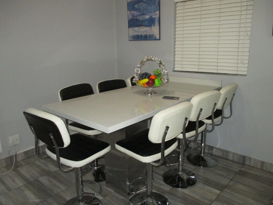 4 Bedroom Property for Sale in Kilner Park Gauteng