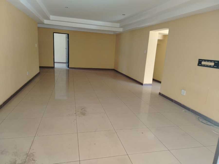 6 Bedroom Property for Sale in Sonneveld Gauteng