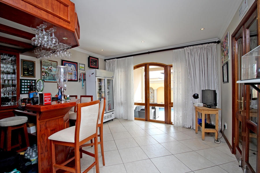 4 Bedroom Property for Sale in Bedfordview Gauteng