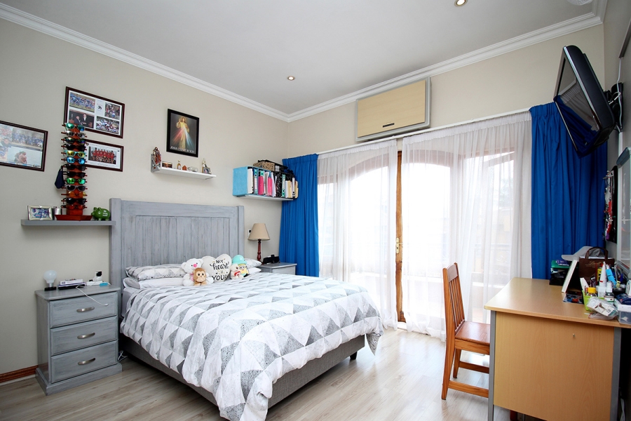 4 Bedroom Property for Sale in Bedfordview Gauteng