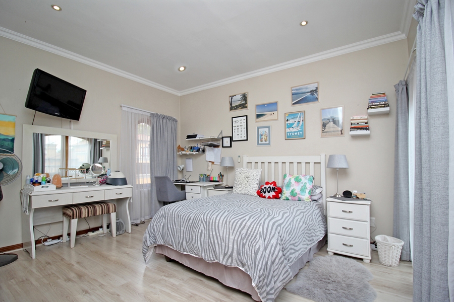 4 Bedroom Property for Sale in Bedfordview Gauteng