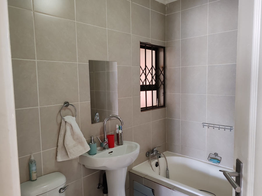 2 Bedroom Property for Sale in Brentwood Park Gauteng