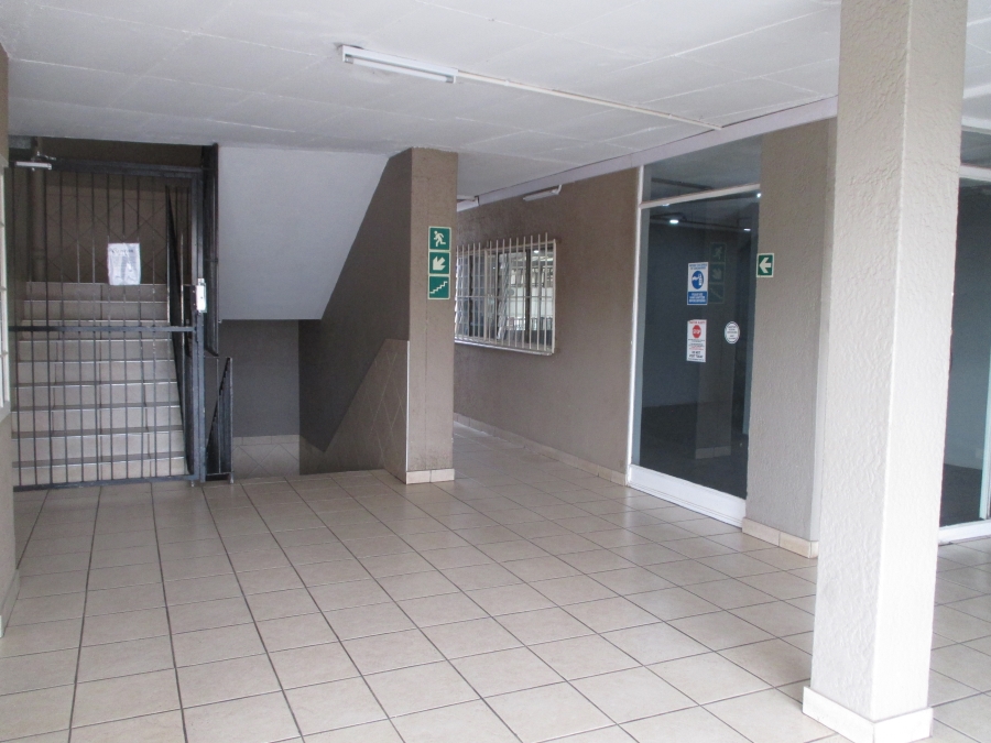 1 Bedroom Property for Sale in Waverley Gauteng