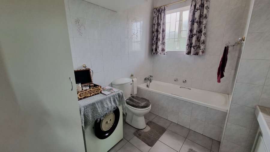3 Bedroom Property for Sale in Lambton Gauteng