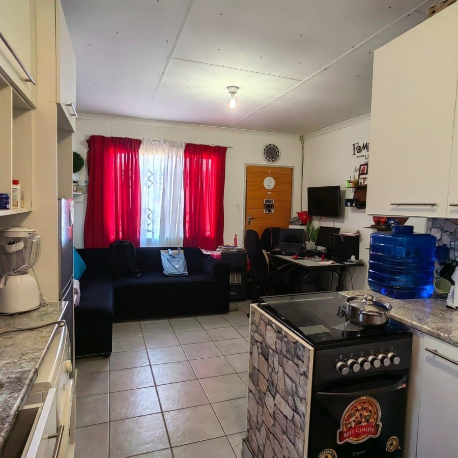 2 Bedroom Property for Sale in Savanna City Gauteng
