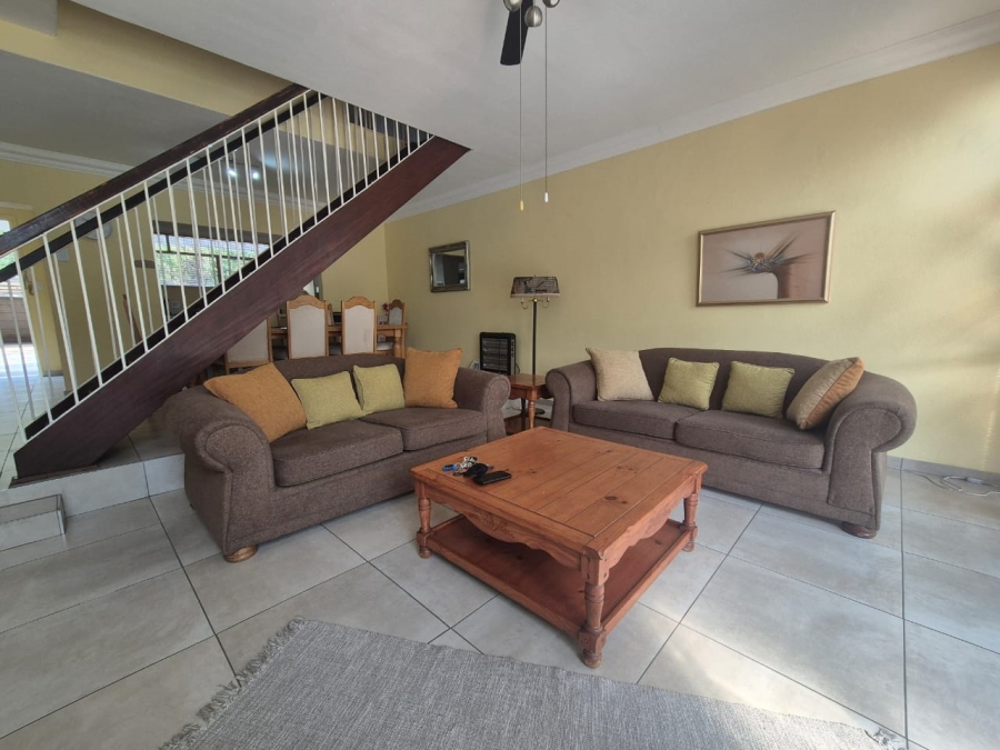 2 Bedroom Property for Sale in Three Rivers Proper Gauteng