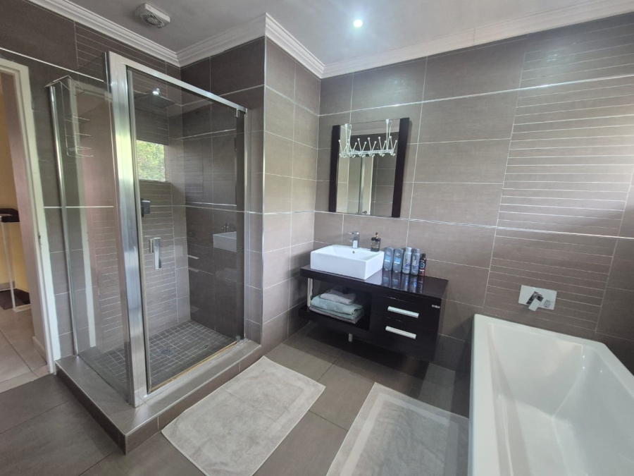 2 Bedroom Property for Sale in Three Rivers Proper Gauteng