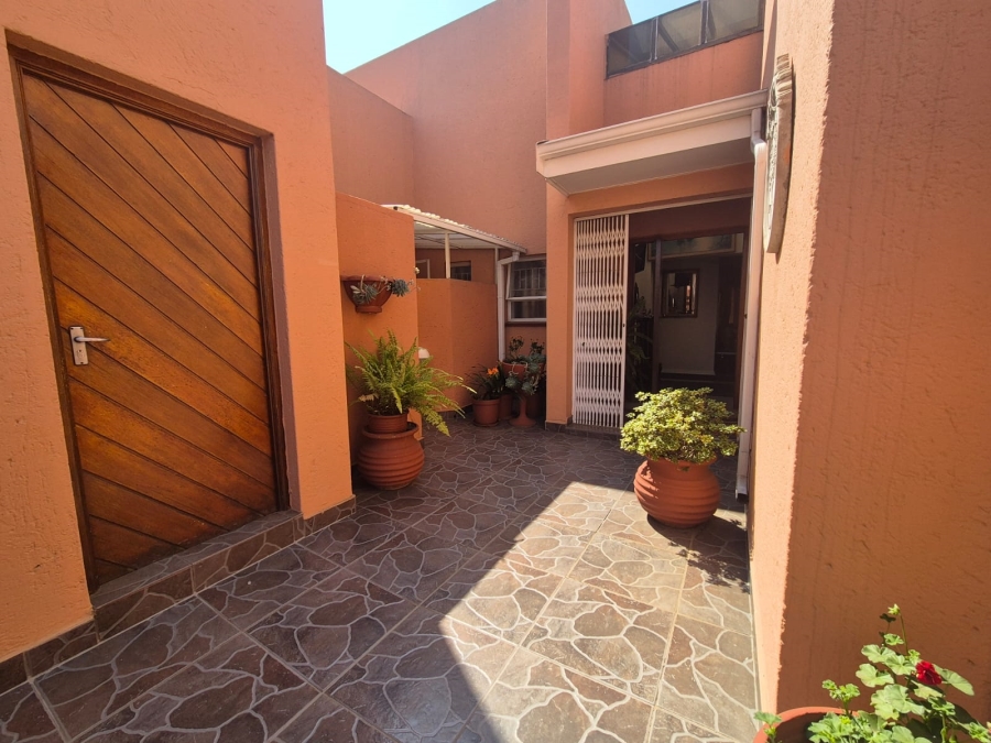 2 Bedroom Property for Sale in Arcon Park Gauteng