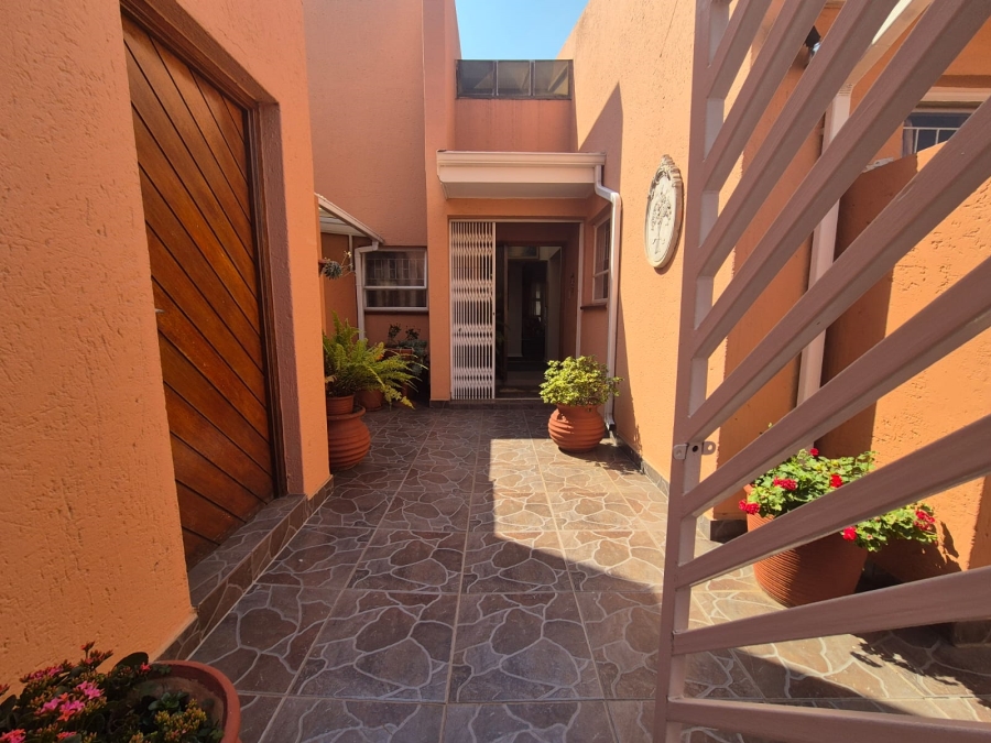 2 Bedroom Property for Sale in Arcon Park Gauteng