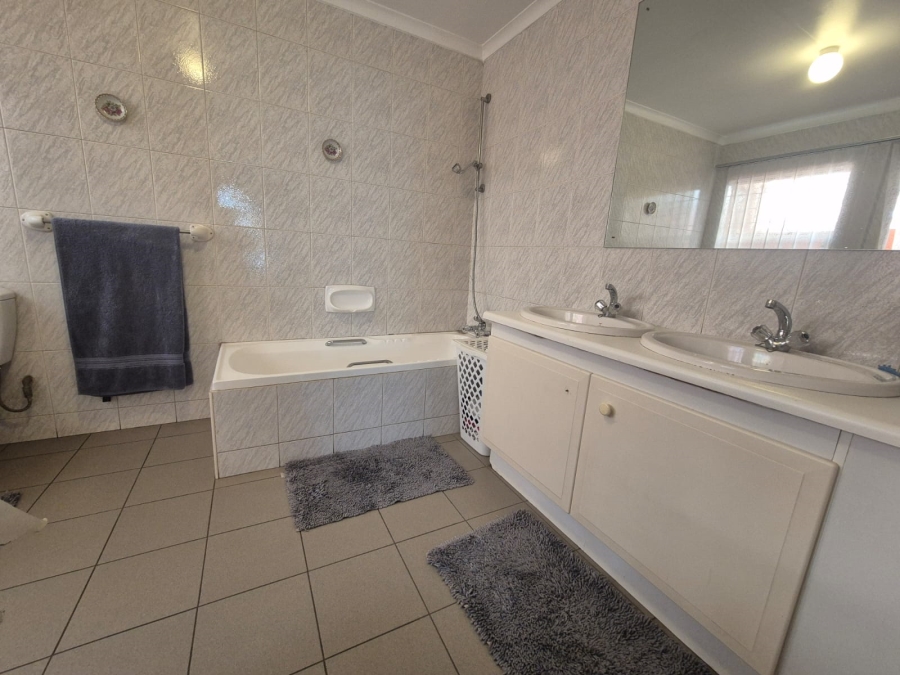 2 Bedroom Property for Sale in Arcon Park Gauteng