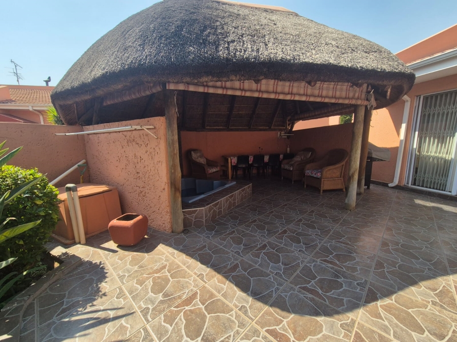 2 Bedroom Property for Sale in Arcon Park Gauteng