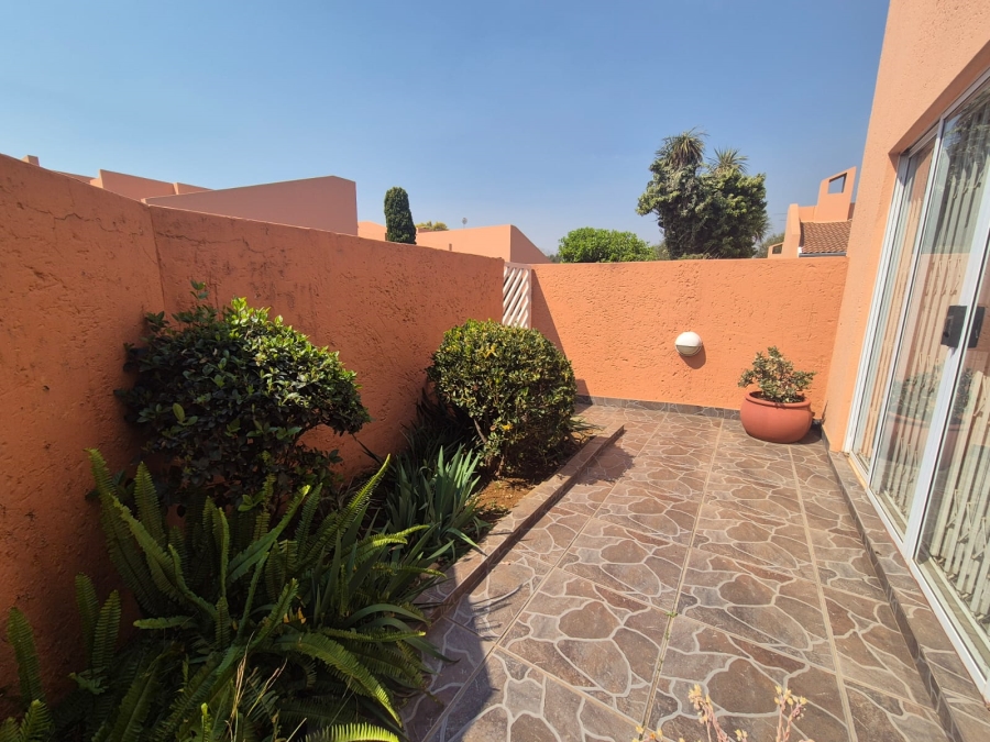 2 Bedroom Property for Sale in Arcon Park Gauteng