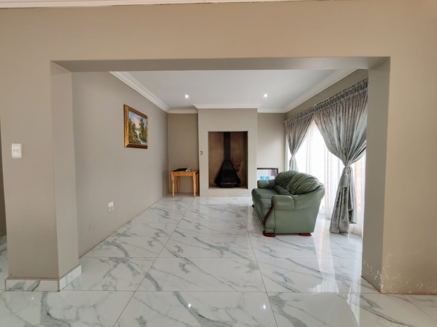 3 Bedroom Property for Sale in Three Rivers East Gauteng