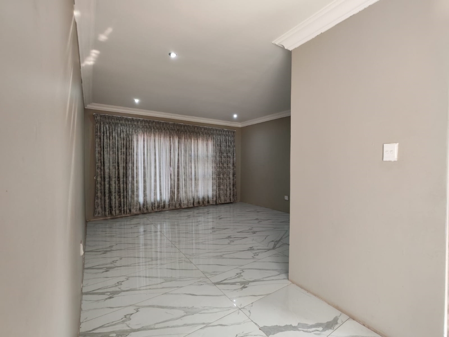 3 Bedroom Property for Sale in Three Rivers East Gauteng