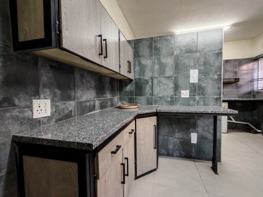 3 Bedroom Property for Sale in Three Rivers Proper Gauteng