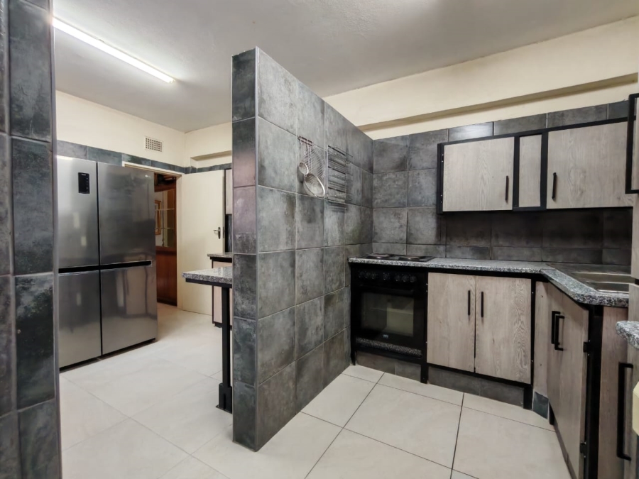 3 Bedroom Property for Sale in Three Rivers Proper Gauteng