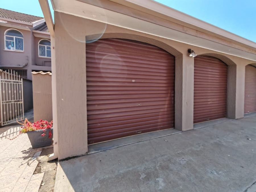 3 Bedroom Property for Sale in Three Rivers Proper Gauteng