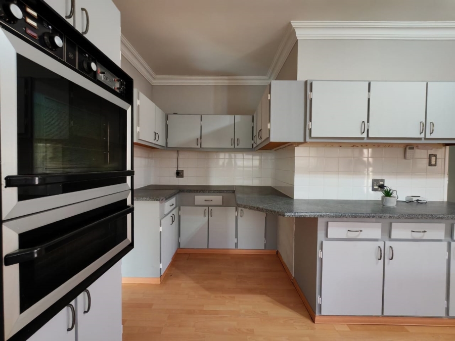 3 Bedroom Property for Sale in Risiville Gauteng