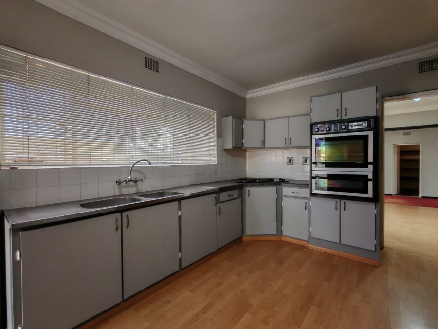 3 Bedroom Property for Sale in Risiville Gauteng