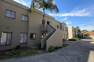 2 Bedroom Property for Sale in Magalieskruin Gauteng